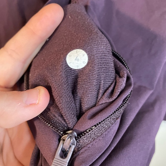 Lululemon|Step To It Hooded Full Zip Jacket Black cherry water Repellent Size 4 - Picture 11 of 13